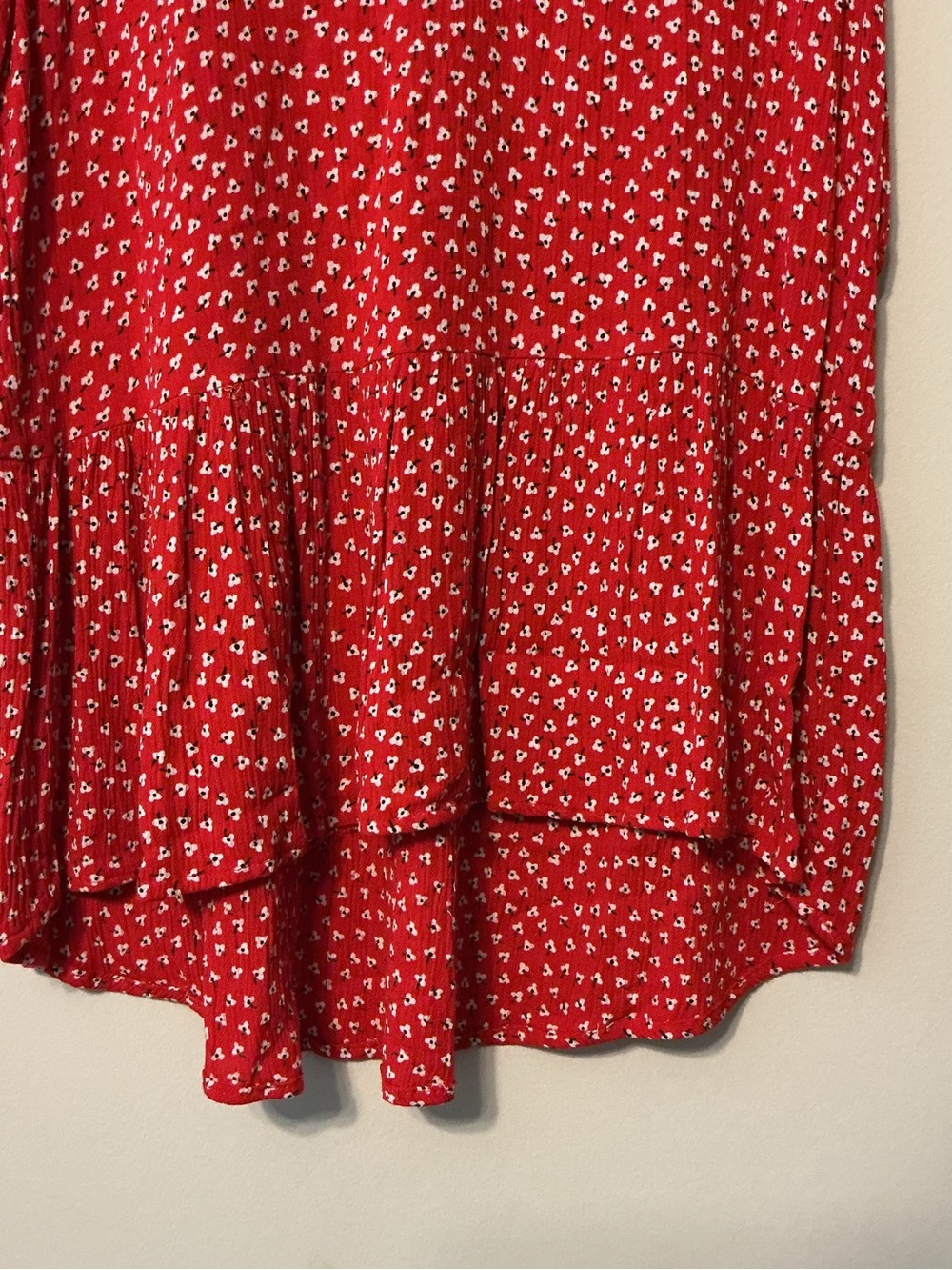 Sim & Sam Red Patterned Sleeveless Top - Picture 4 of 8